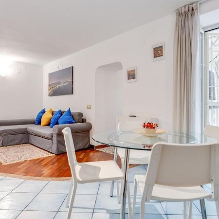 Guesthost - Casa Querida Central & Elegant Flat Neapol Zewnętrze zdjęcie