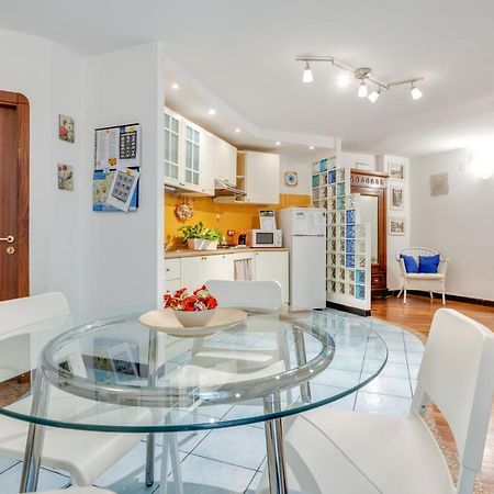 Guesthost - Casa Querida Central & Elegant Flat Neapol Zewnętrze zdjęcie