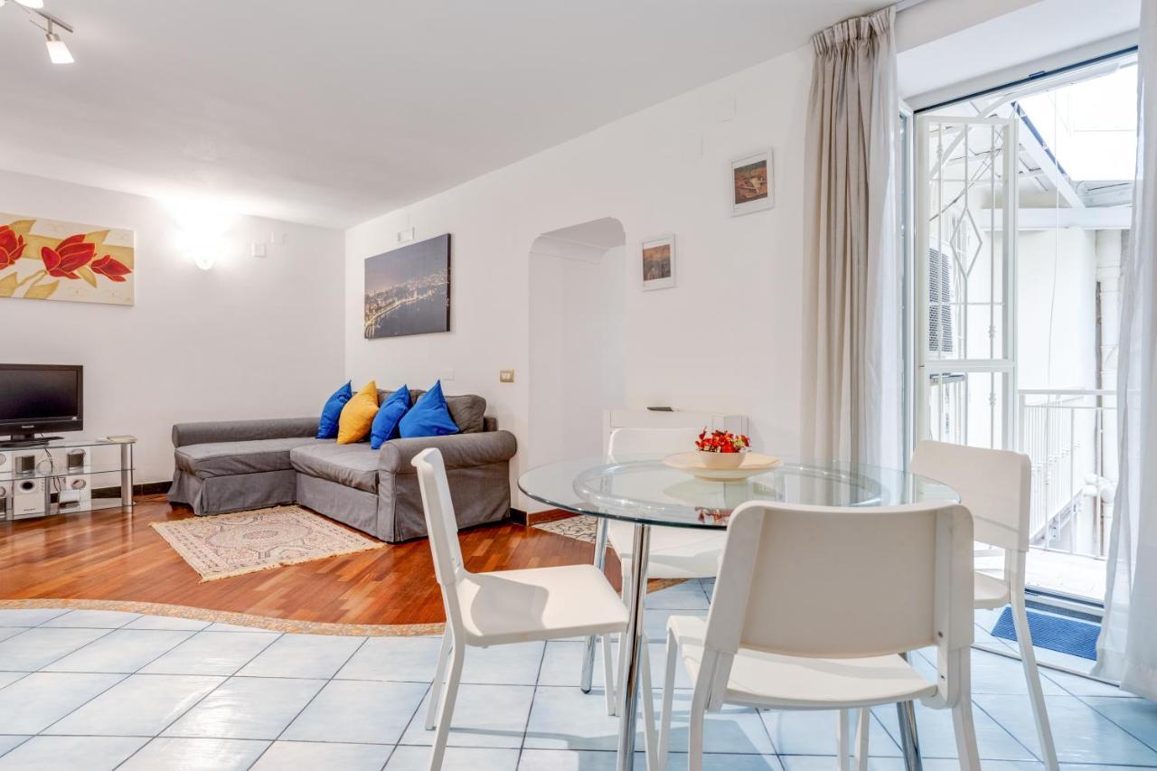 Guesthost - Casa Querida Central & Elegant Flat Neapol Zewnętrze zdjęcie