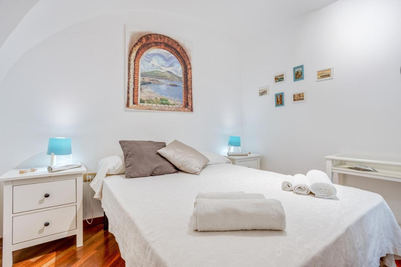 Guesthost - Casa Querida Central & Elegant Flat Neapol Zewnętrze zdjęcie