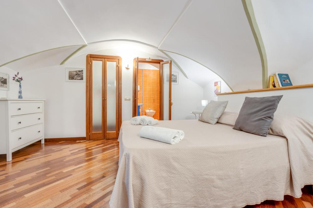 Guesthost - Casa Querida Central & Elegant Flat Neapol Zewnętrze zdjęcie