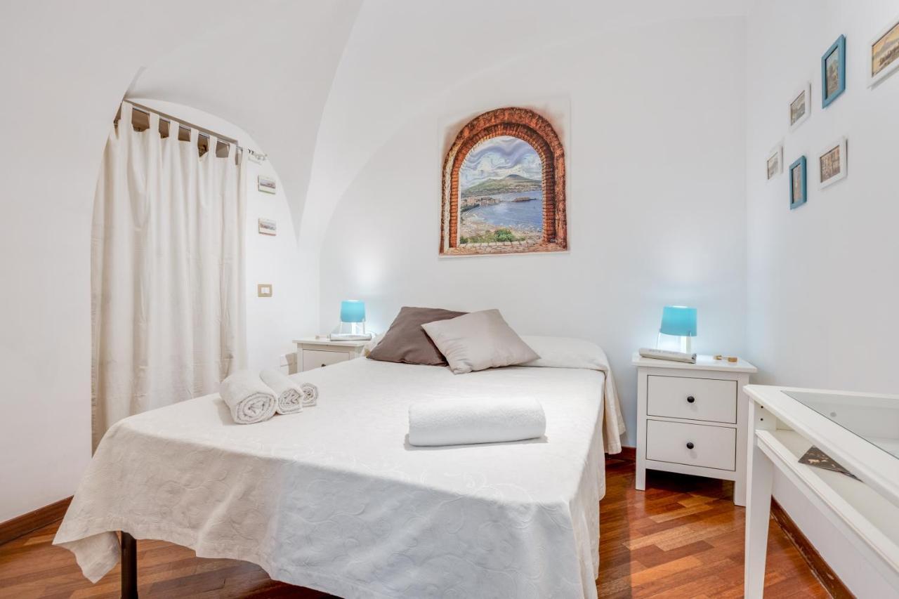 Guesthost - Casa Querida Central & Elegant Flat Neapol Zewnętrze zdjęcie