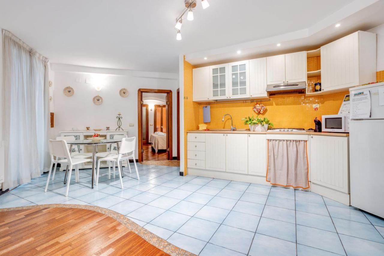 Guesthost - Casa Querida Central & Elegant Flat Neapol Zewnętrze zdjęcie